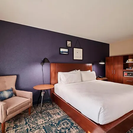 Four Points By Sheraton Cleveland-Eastlake